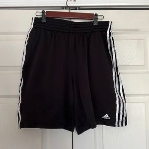 Adidas 3 stripe 2000s style b basketball shorts black white L
